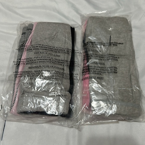 FINAL SALE!⭐️NWT Gerber Baby-Girls Multi-pack Active Pants Set (3-6 months)👶🏽👶🏼💖 - Picture 4 of 6